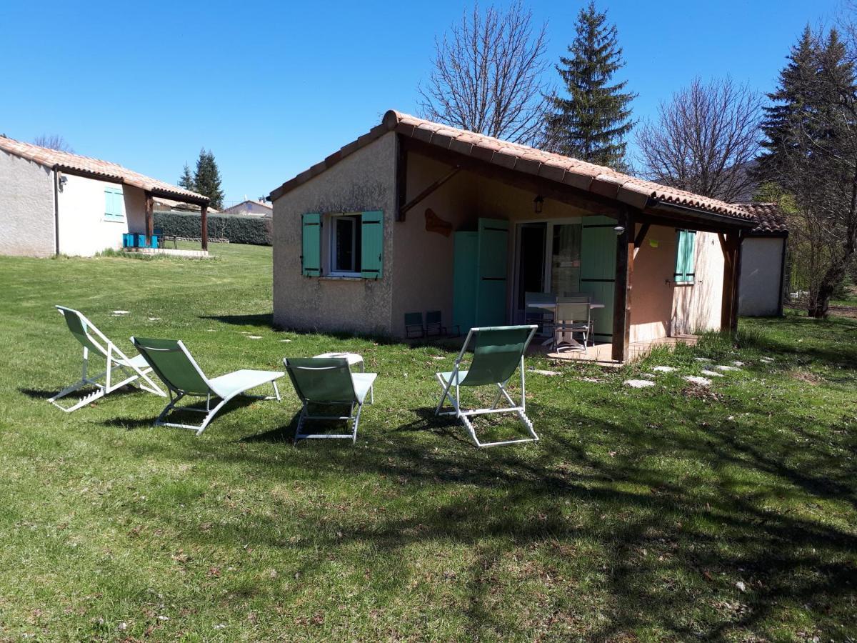 Logis Hotel Le Ceans Orpierre Exterior foto