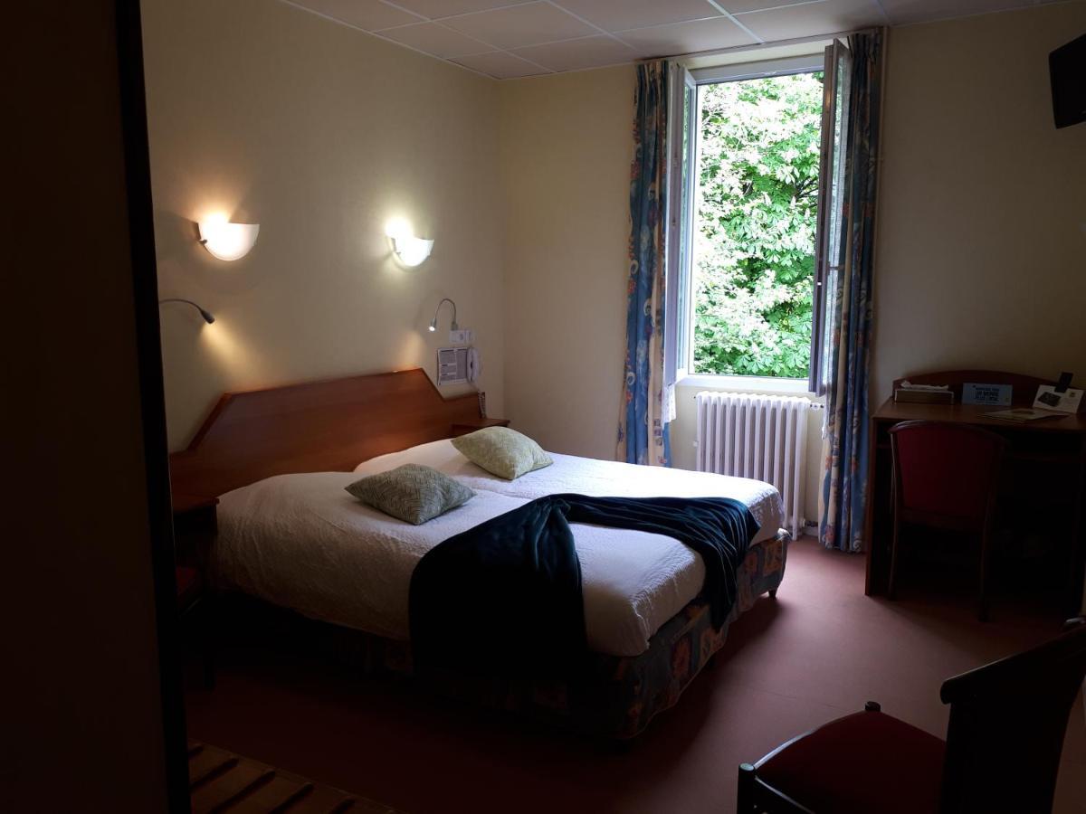 Logis Hotel Le Ceans Orpierre Exterior foto